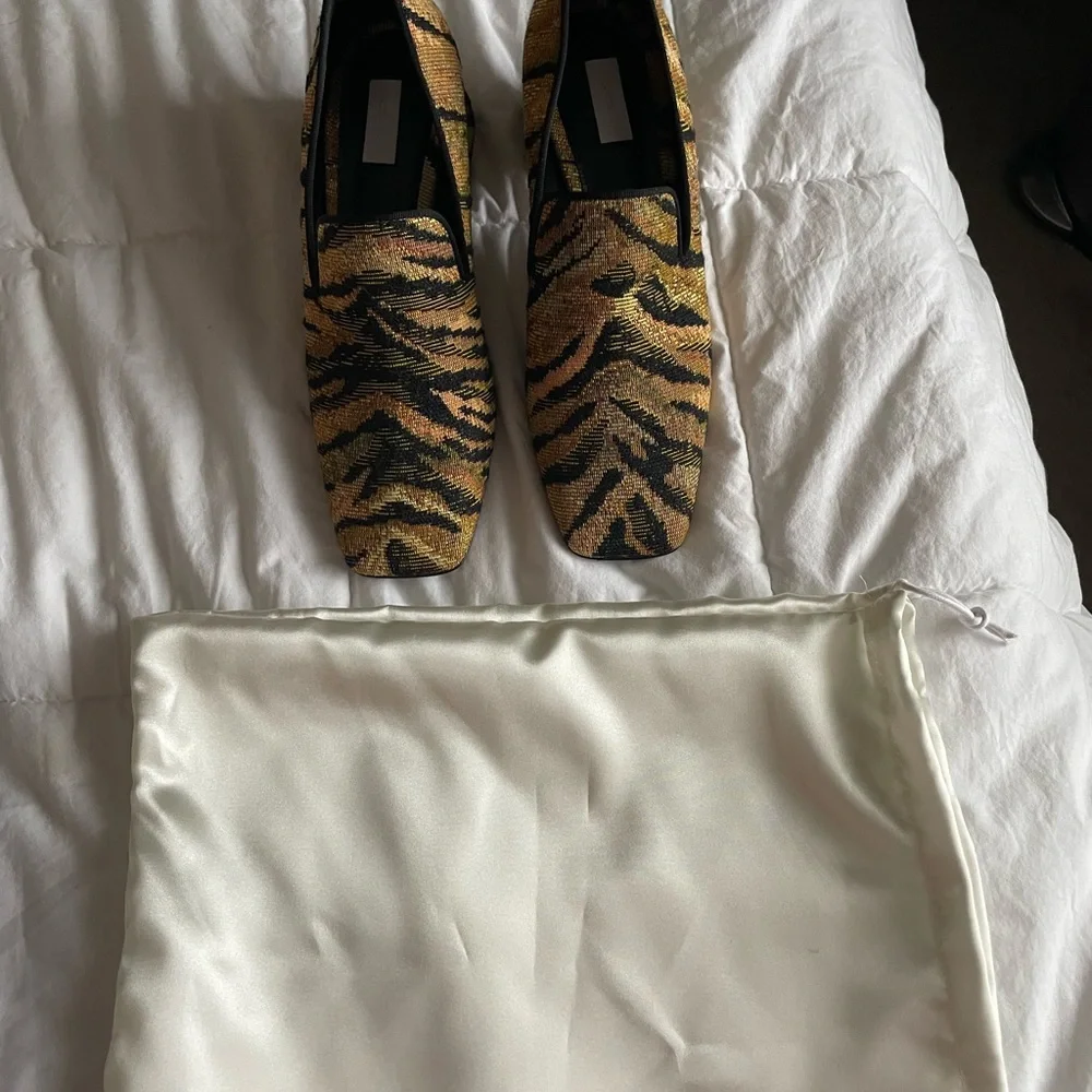 Suzanne Rae verbier smoking loafer